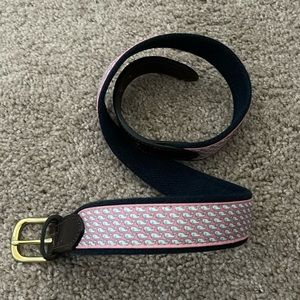 Vineyard vine kids belt size 30